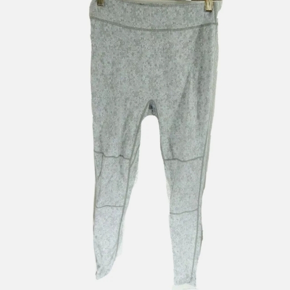 Gymshark Fleur Textured Green Khaki Leggings - Picture 2 of 4